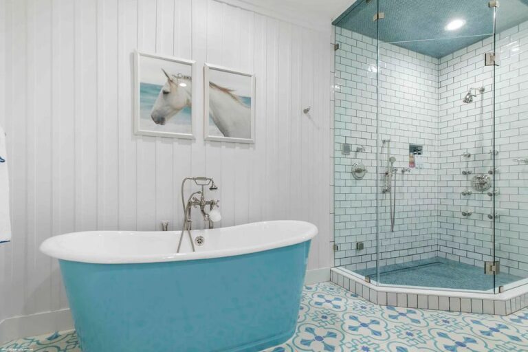 Stunning 8 Million Luxury Home in Equestrian Club Estates, Wellington