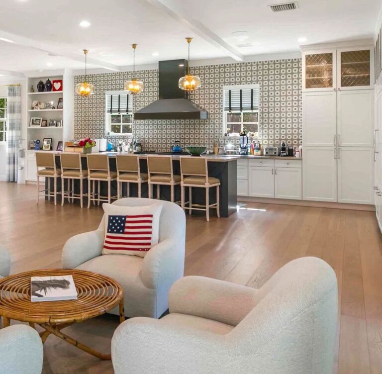 Stunning 8 Million Luxury Home in Equestrian Club Estates, Wellington