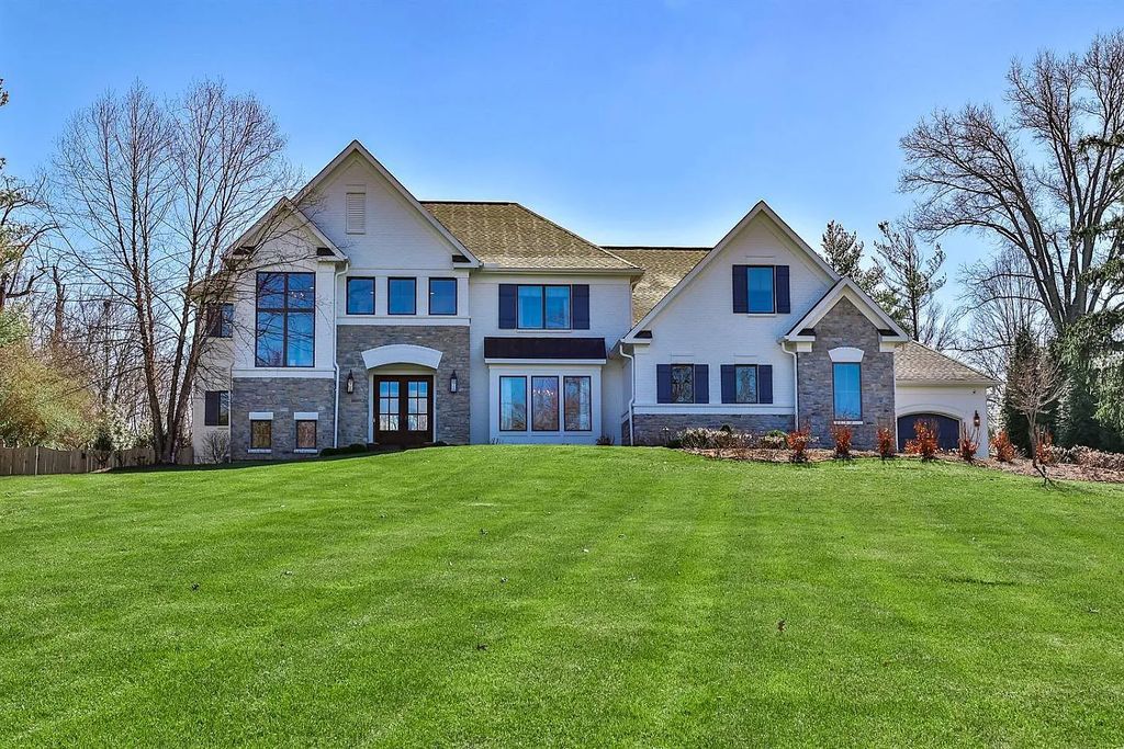 The Estate in Cincinnati is a luxurious home where every space is a perfect corner for relaxing now available for sale. This home located at 5305 Graves Rd, Cincinnati, Ohio; offering 05 bedrooms and 06 bathrooms with 6,538 square feet of living spaces. 