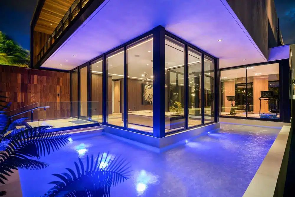 Tropical Modern Residence, Geometric Design by Choeff Levy Fischman