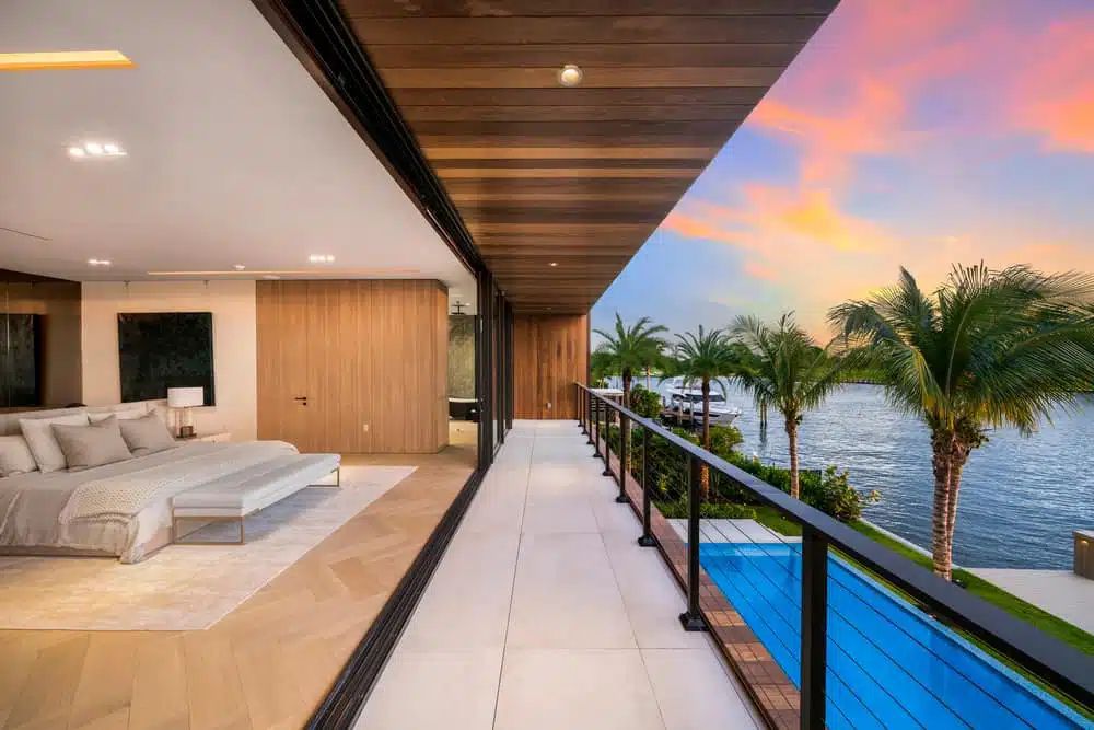 Tropical Modern Residence, Geometric Design by Choeff Levy Fischman