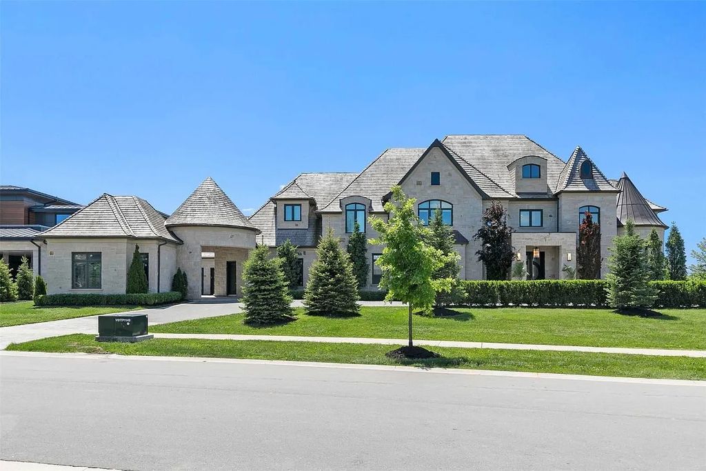 The Residence in Ontario offers unparalleled craftmanship, clever design, now available for sale. This home located at 21 Northern Pines Blvd, Vaughan, ON L4H 4E4, Canada