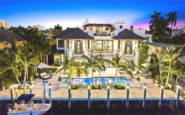 A closer look at Luxury Resort Inspired Apartments