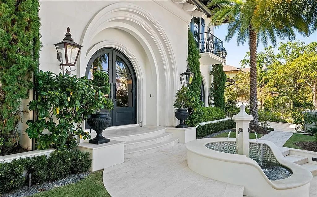 Welcome to 633 Isle of Palms Drive in Fort Lauderdale, Florida, where luxury living meets bespoke grandeur. This custom-built residence features 5 bedrooms, 8 bathrooms, and 7,970 square feet of living space on a 0.30-acre lot with a 100-foot dock, 21K lift, and a resort-like salt pool and spa.