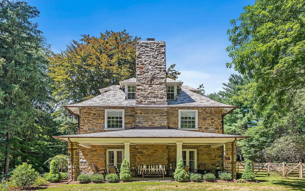 The Estate in Bryn Mawr is a luxurious home fully renovated, meticulously and maturely landscaped for your perfect relaxation now available for sale. This home located at 638 Morris Ave, Bryn Mawr, Pennsylvania; offering 06 bedrooms and 05 bathrooms with 6,126 square feet of living spaces. 
