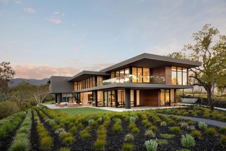 Luxury High Rise Condos In Portola Valley Hills