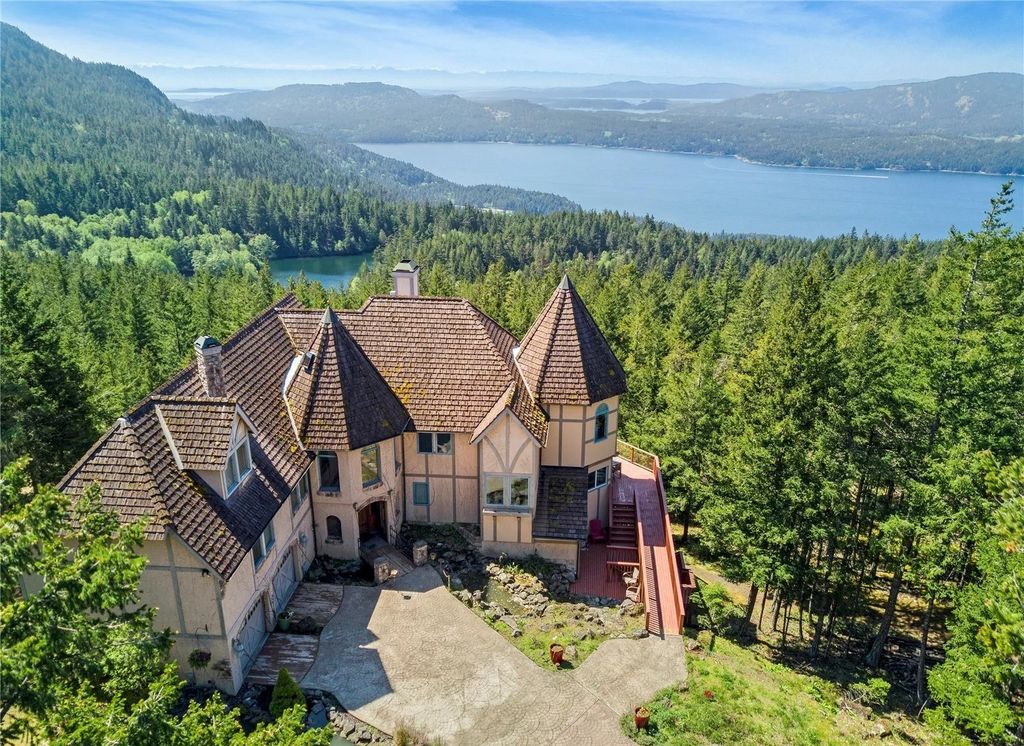 Breathtaking Hilltop Retreat with Stunning Island Views in Orcas Island,  WA - Listed at $5.3M - Perfect for Nature Lovers and Tranquil Living