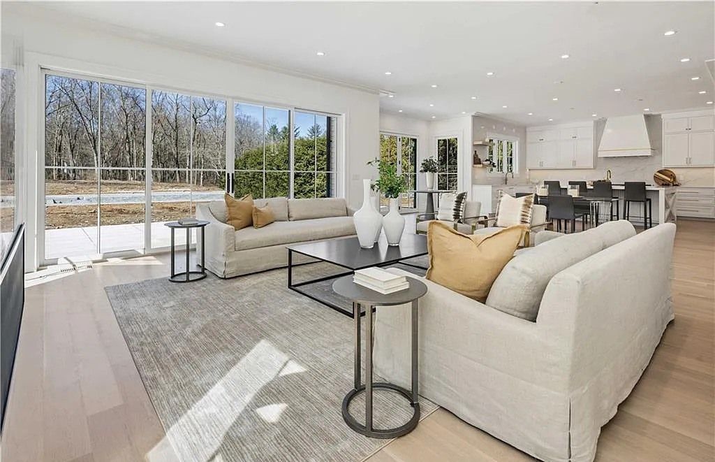 Convenience and Sophisticated Style: Ultra-Chic $4.75M Modern Colonial Farmhouse in New Canaan, CT