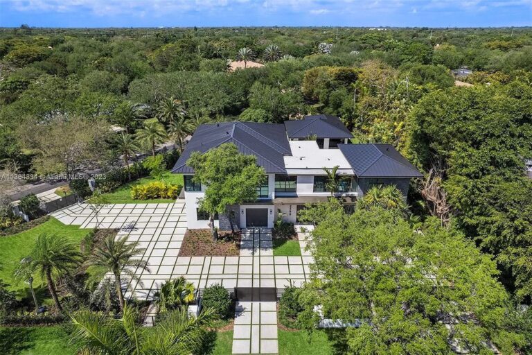 Immerse Yourself in Opulence with this Brand-New Modern Estate in Pinecrest, Miami Asking $10.5 Million