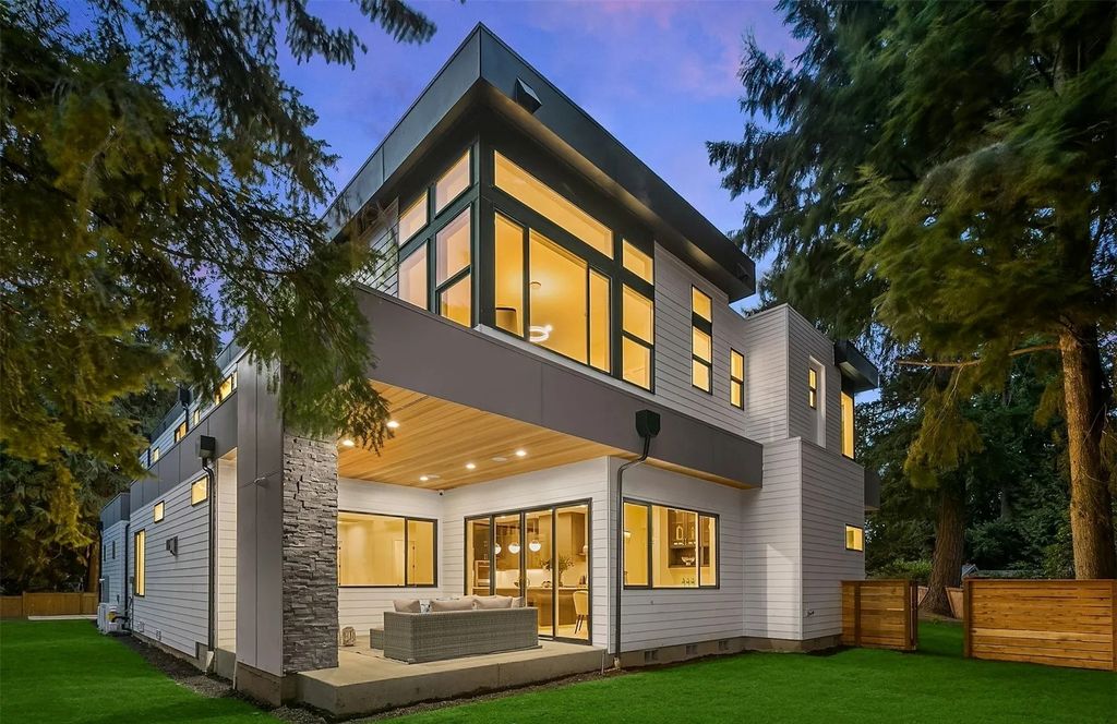 Infused with Modern Sensibility and Timeless Warmth, This $5.75M Home is a Masterpiece of Luxurious, Spacious Design in Bellevue, WA