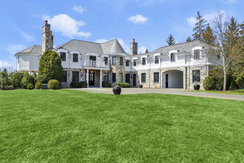 Luxury Redefined: Own a Lavish and Convenient Property in Greenwich, CT for $15 Million