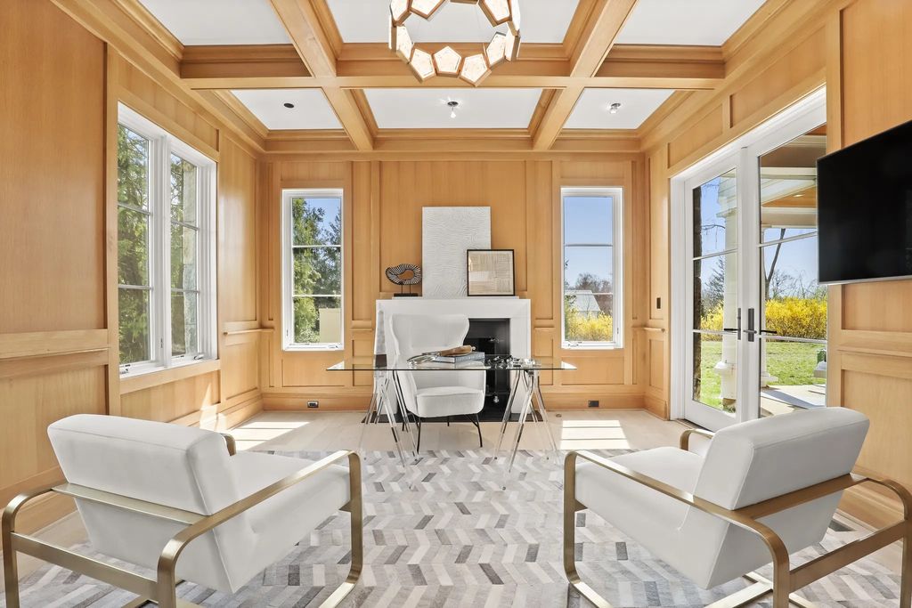 Luxury Redefined: Own a Lavish and Convenient Property in Greenwich, CT for $15 Million