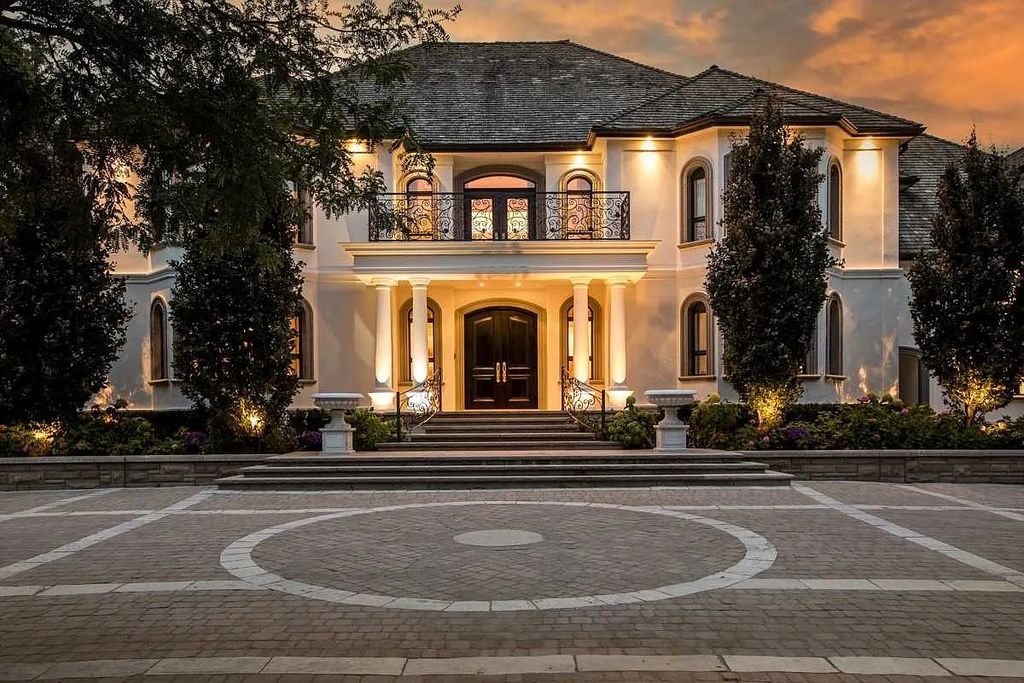 One-of-a-Kind Grand Custom-Built Mansion in Ontario with Unparalleled Craftsmanship Listed at C$11,995,000