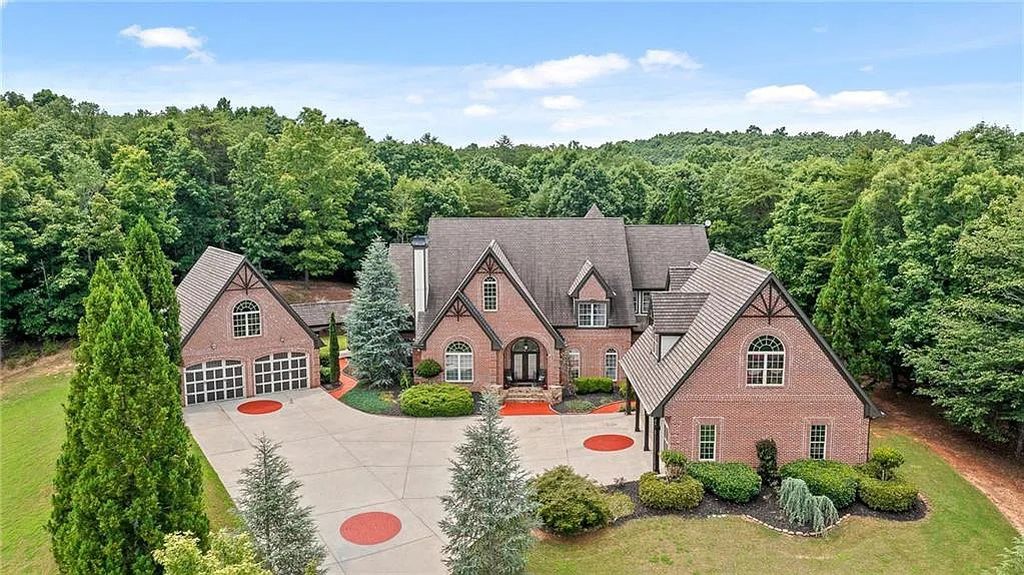 State-of-the-art Masterpiece: Traditional Brick Style Meets Modern Architecture in Rydal, GA - Listed at $2.995M