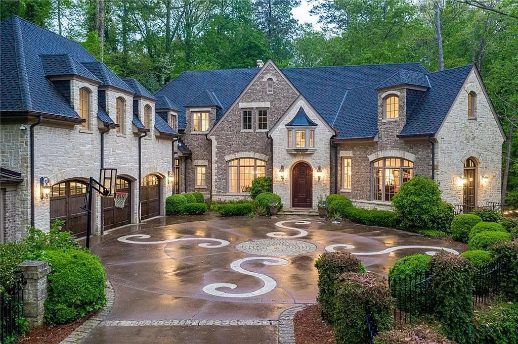 Stunning Atlanta Estate on Expansive 1.6 Acre Lot with Endless Entertainment Options, Priced at $3.795M