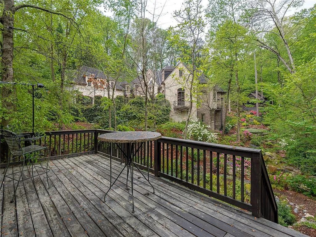 Stunning Atlanta Estate on Expansive 1.6 Acre Lot with Endless Entertainment Options, Priced at $3.795M