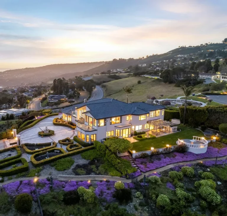 Spectacular Coastal Estate with Breathtaking Views in Rancho Palos Verdes Selling for $7,200,000