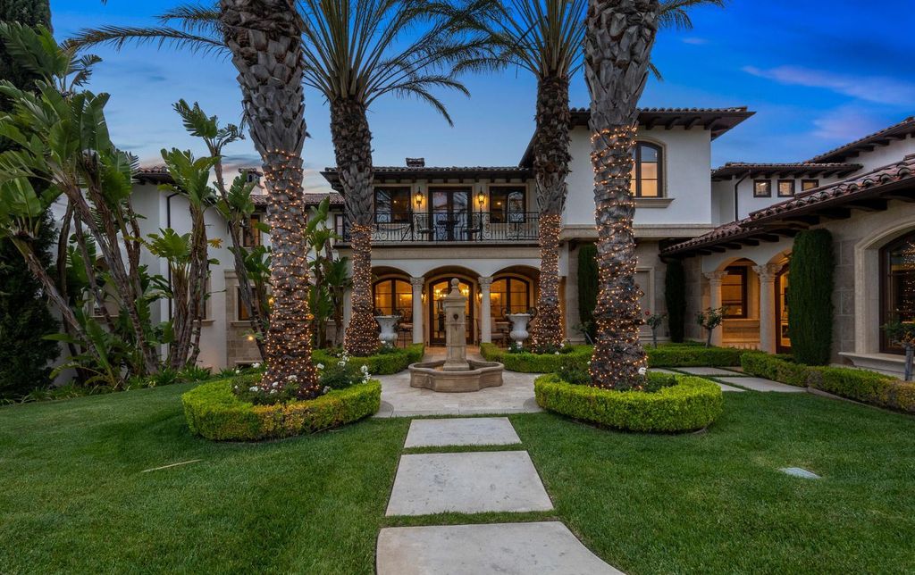4787 Windhaven Drive Home in Thousand Oaks, California. Windhaven Vineyard Estate is a luxurious Mediterranean palace located in the guard-gated community of Country Club Estates. The estate sits on nearly 5 acres with stunning views of mountains, vineyards, and a golf course. 