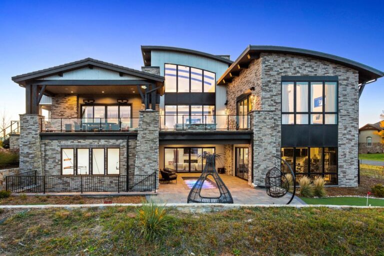 Luxurious Mountain Modern Home in The Village at Castle Pines with Breathtaking Views Seeks $4,595,000 in Colorado