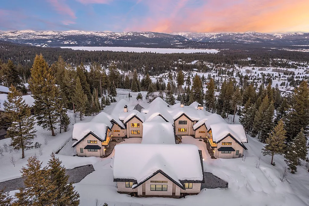 649 Migratory Ridge Home in McCall, Idaho. Indulge in the epitome of luxury living with this elegant custom estate boasting awe-inspiring vistas of Payette Lake and the surrounding mountains. Designed to impress and entertain, this home offers an array of exceptional features and exquisite details.