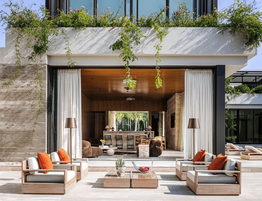 Angel Oaks Residence, Seamless In-outdoor Living by Strang Architecture