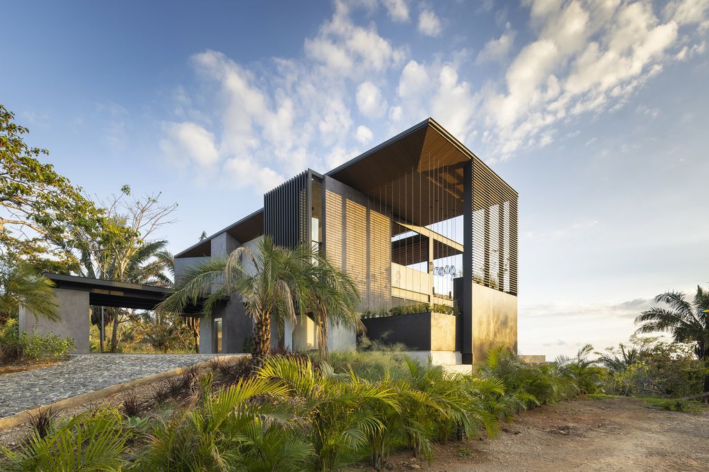 Black Pearl House, Contemporary Tropical Oasis by QBO3 Arquitectos