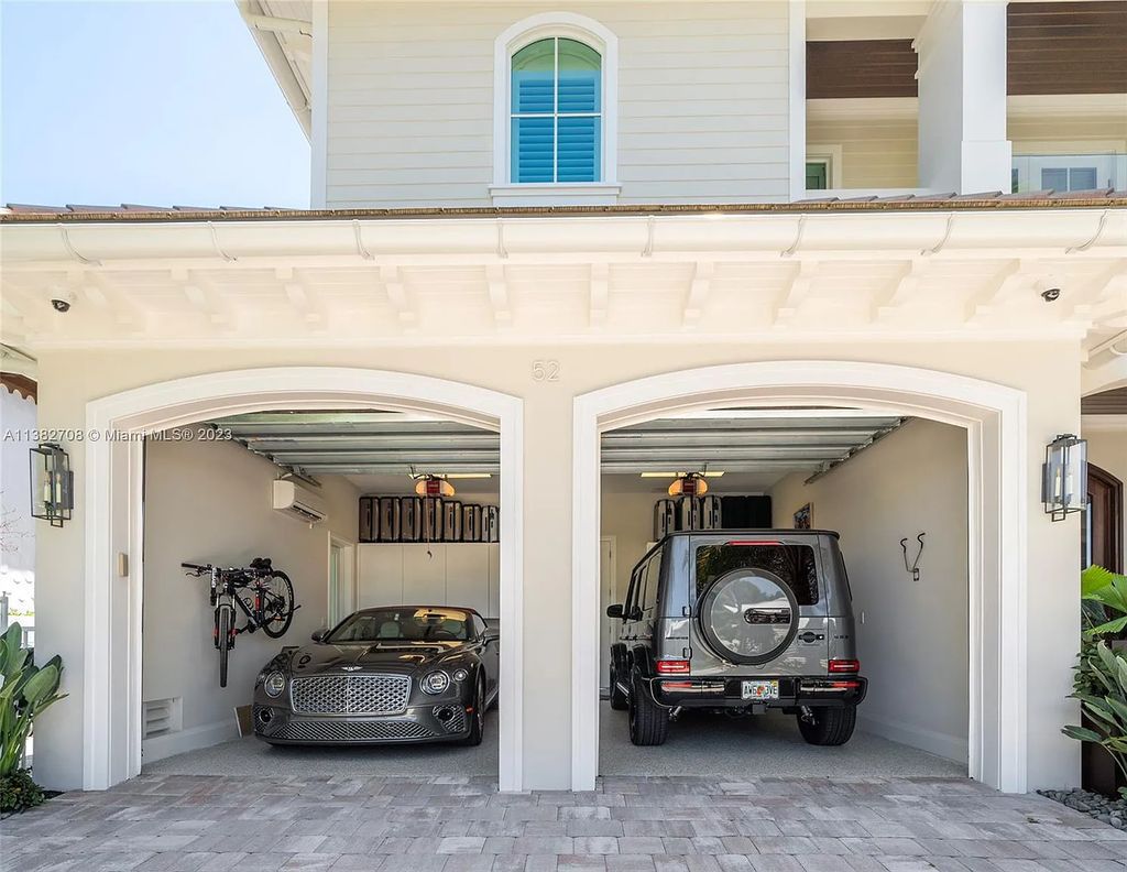 Experience the pinnacle of luxury living at 52 Royal Palm Drive, Fort Lauderdale, Florida. This 2020-built estate boasts 5 beds, 7 baths, 6,682 sqft of living space, and a 0.28-acre lot. Designed by Michael Grey, it offers unmatched elegance and thoughtfully designed spaces.