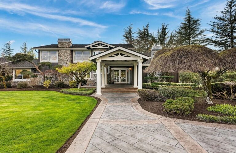 Exquisite Lakefront Equestrian Property in Kent, WA Ultimate Luxury