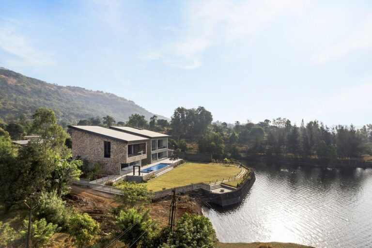 House by the Lake, Re-unite with Nature in India by Kaviar Collaborative