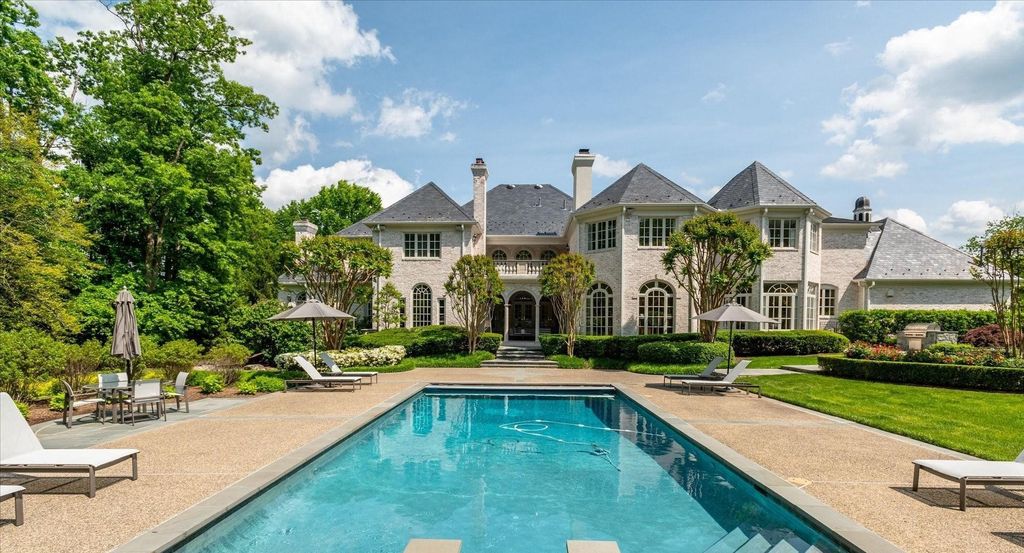 Magnificent Potomac, MD Estate: Unparalleled Luxury Residence Custom-Built to Perfection at $6.895M