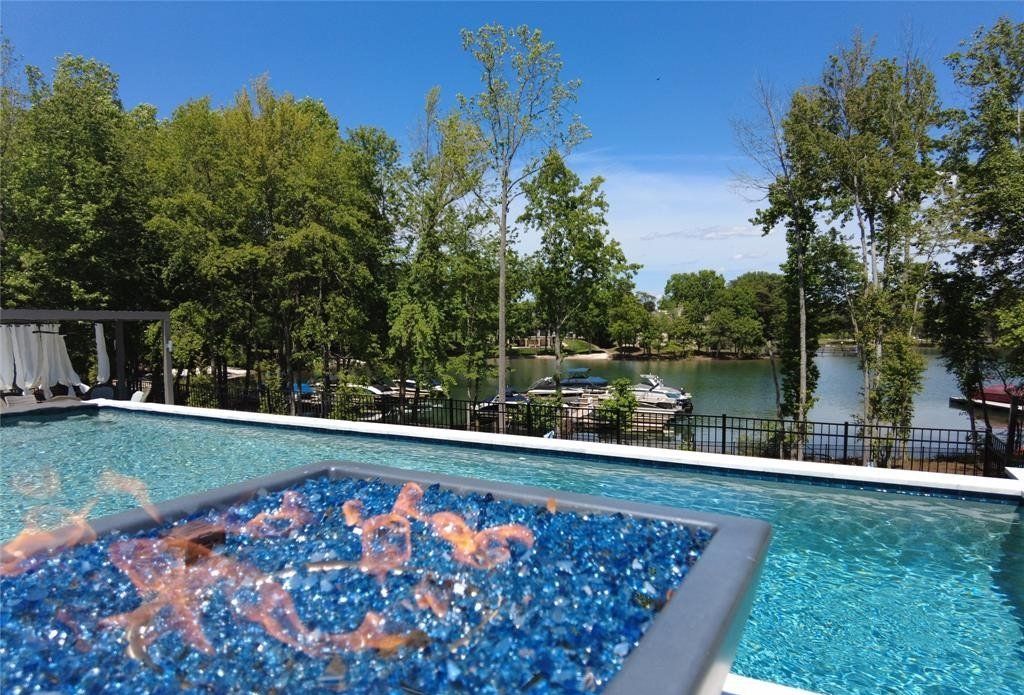 Mooresville, NC Luxury Home with Impeccable Attention to Detail, Perfect for Living and Entertaining - Seeking $5M