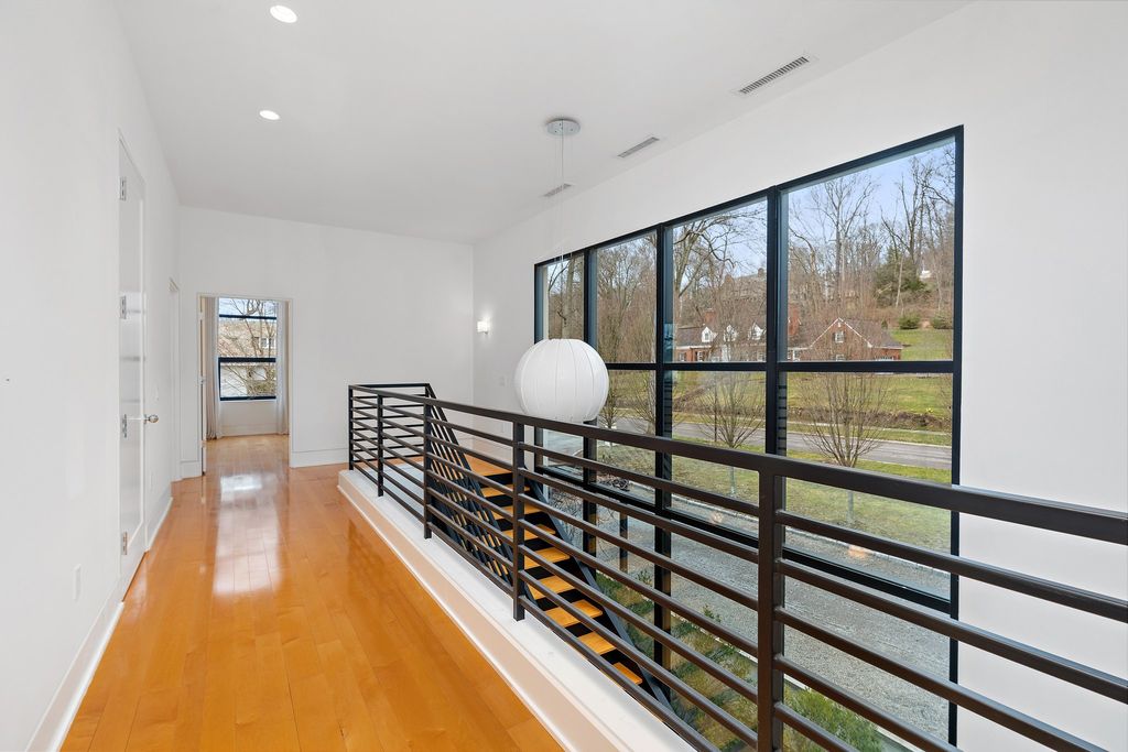 Redefined Luxury: Unveiling a Spectacular $4.85M Soft-Contemporary Masterpiece in Sewickley, PA