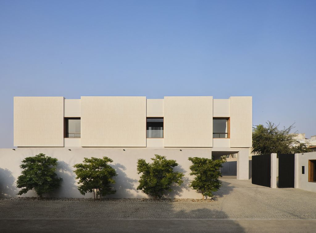 The Architect’s Home with impressive facade by ALEEYA. Design Studio