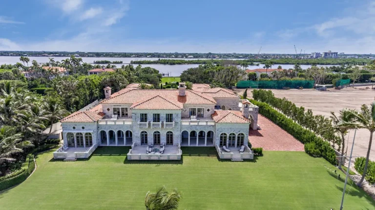 La Follia: Palm Beach’s Extraordinary Ocean-to-Lake Estate with over 18,000 SF of Exquisite Living Space