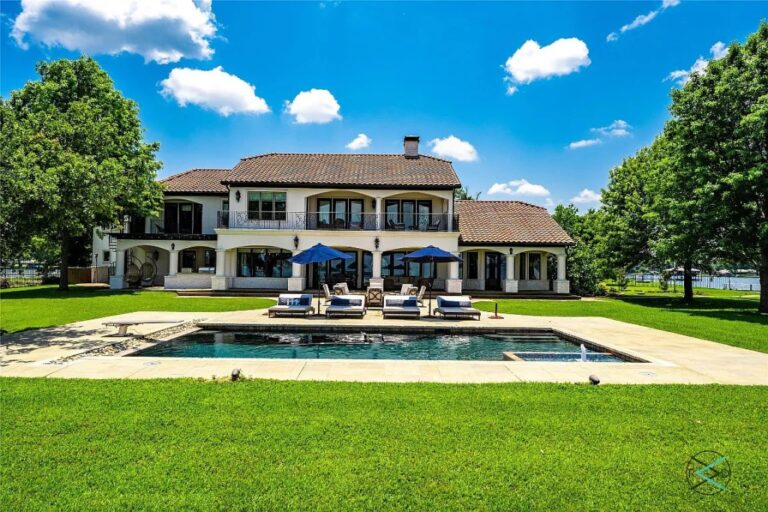 A Waterfront Masterpiece Captivating Home in Trinidad on Secluded