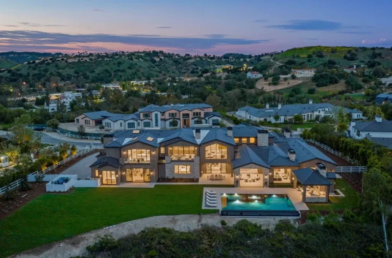 The Ridge at Hidden Hills: A Luxurious Haven of Elegance and Tranquility for $34,950,000