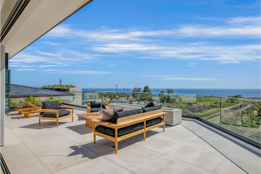 29600 Harvester Road Home in Malibu, California. Live the epitome of luxury living in pristine Malibu with this newly constructed ocean-view estate situated on 3.5 acres. Designed to embrace the indoor/outdoor lifestyle, this meticulously crafted home offers multiple hybrid living areas that seamlessly blend captivating interior design concepts with the natural beauty of the surroundings.