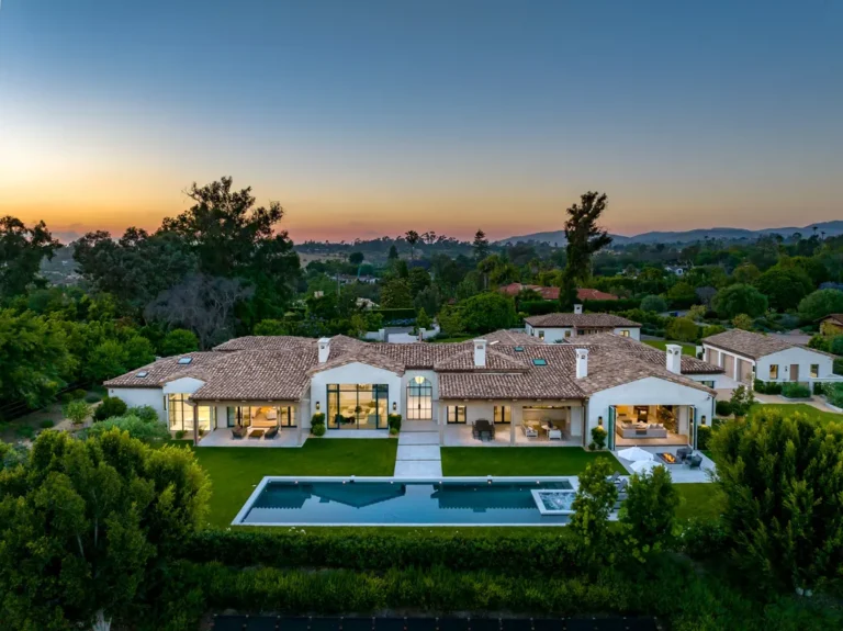 Exquisite Custom Estate of Unmatched Luxury and Elegance in Rancho Santa Fe, California