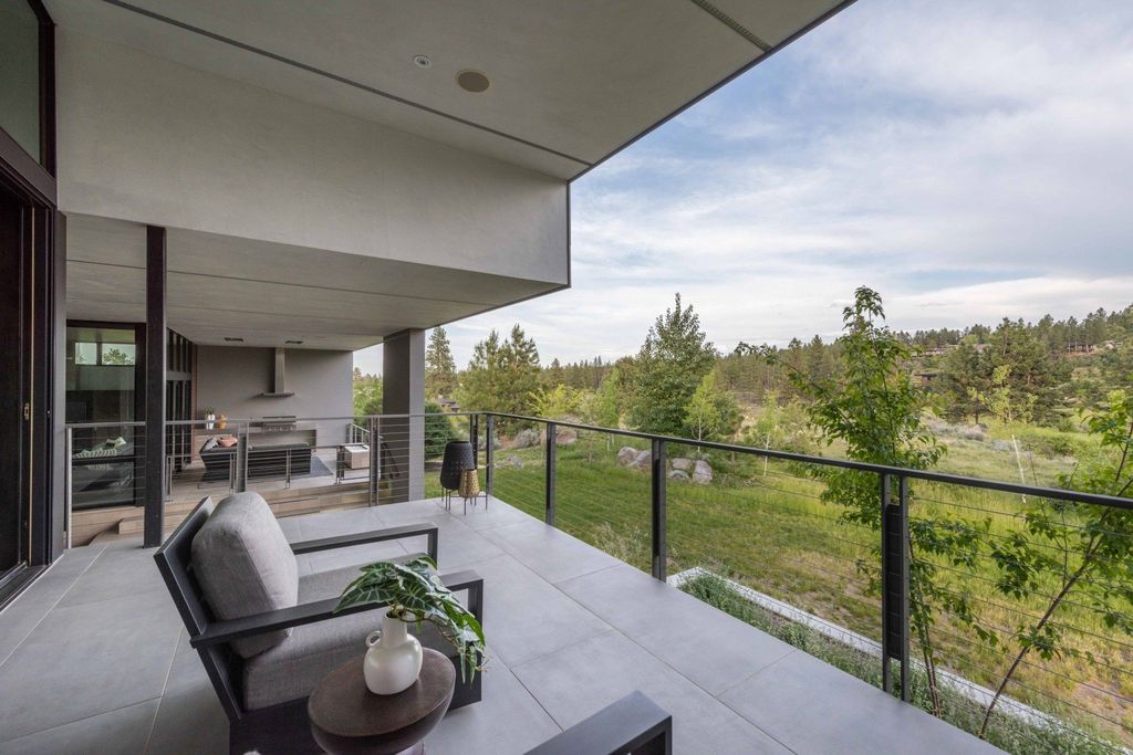 A Tranquil Haven: Eric Meglasson's Architectural Masterpiece in Bend, OR, Priced at $4.5M