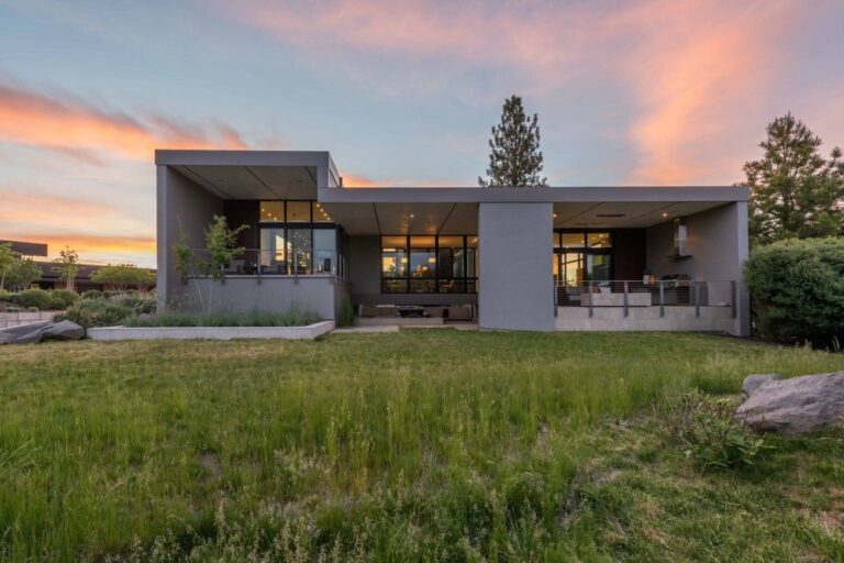 A Tranquil Haven: Eric Meglasson’s Architectural Masterpiece in Bend, OR, Priced at $4.5M