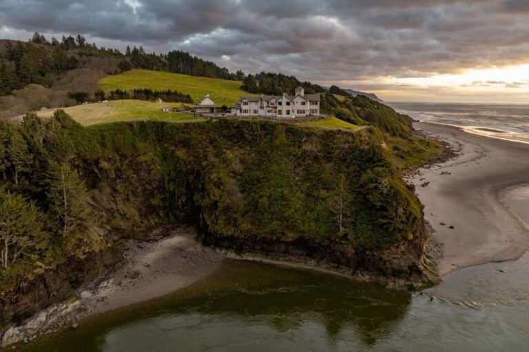 Breathtaking Cliffside Retreat with Panoramic Ocean Views on 26 Acres ...