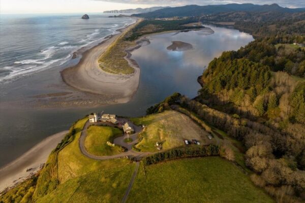 Breathtaking Cliffside Retreat with Panoramic Ocean Views on 26 Acres ...