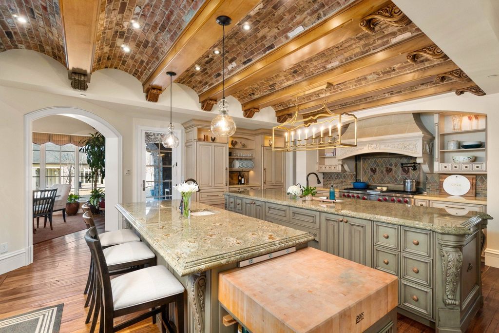 Elegant Private Estate in The Highlands of Bend, Oregon Boasting Breathtaking Cascade Mountain Views Listed at $12.9 Million