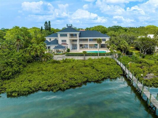 Exclusive Bayfront Residence known as Sarasota’s Crown Jewel is Offered for $13 Million