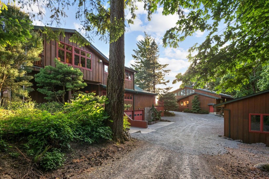 Impeccable Gated Country Estate in Portland, OR: Embrace Tranquil Surroundings and Open-Concept Living for $4.2M