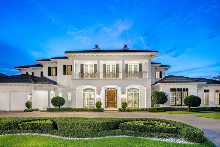 Impeccable SRD-Built Residence: Unparalleled Luxury in Boca Raton