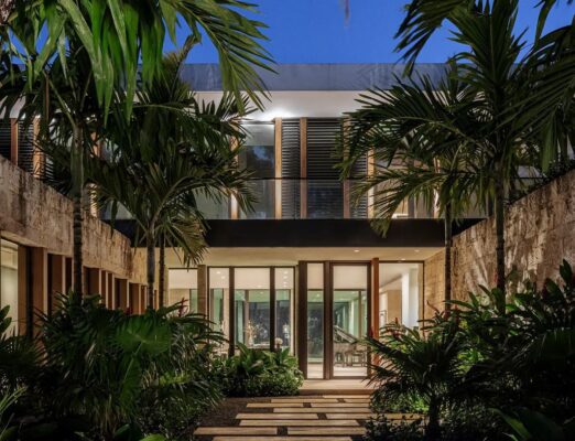 Tarpon Bend Residence With Sustainable Design By Strang Architecture