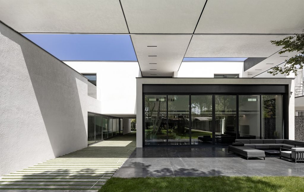 Villa Number 75, Elegant Project in Iran designed by 3rd Skin Architects