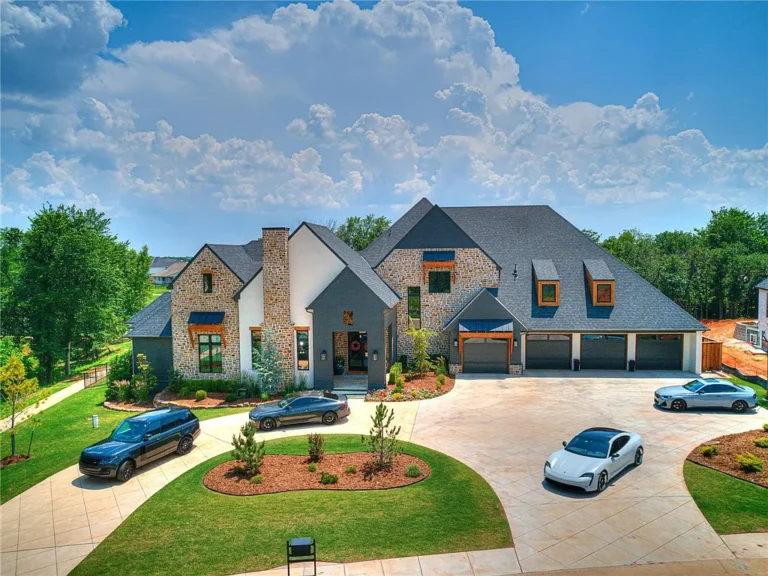 Extraordinary 7300+ SF Home offers The Epitome of Luxury Living in Oklahoma Asking for $2,149,000