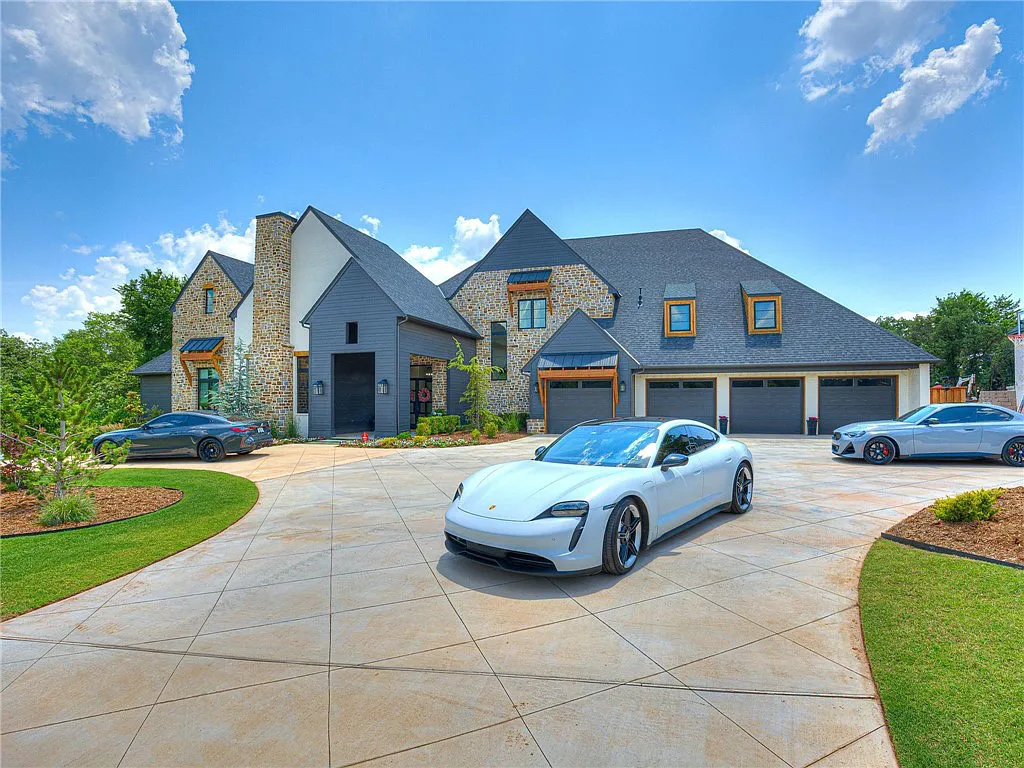 3108 Blackstone Drive Home in Edmond, Oklahoma. Welcome to your dream oasis! Prepare to be captivated by this extraordinary home, encompassing over 7,300 square feet of unparalleled luxury and exquisite designer finishes. Every detail has been meticulously crafted to create a space that will leave you in awe.